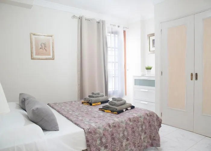 Diamantes Heated Pool Los Cristianos (Tenerife)